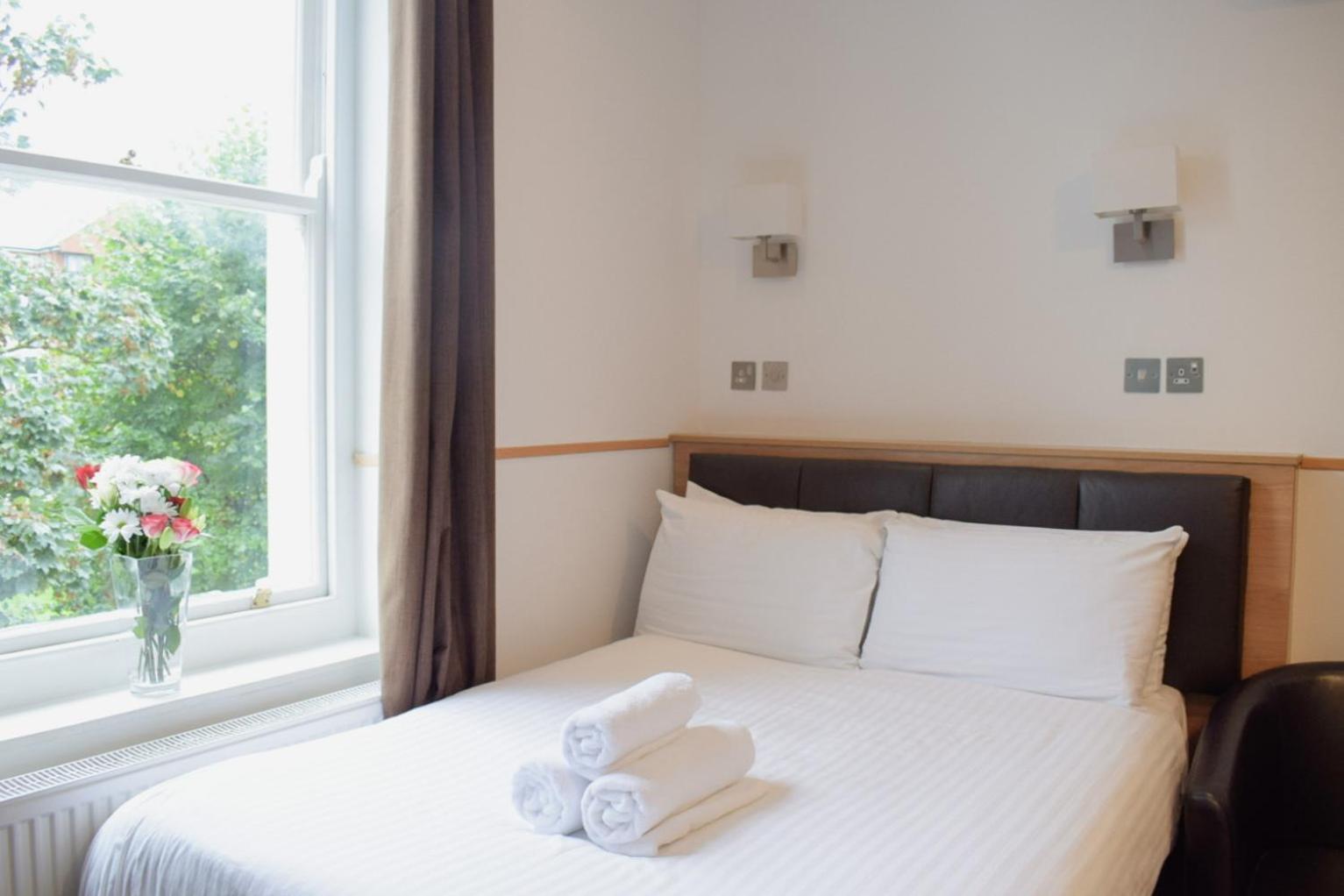 Osborne Aparthotel 이스트본 외부 사진